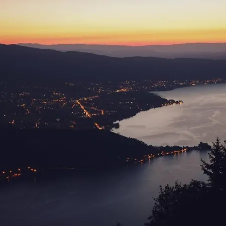 Apartment Hyper Center 100m From The Lake! Annecy